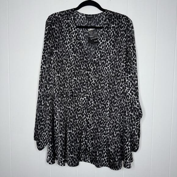 Torrid Women’s Peplum Satin Button Front Long Sleeve Top Cheetah Size 3 NWT - Picture 1 of 6
